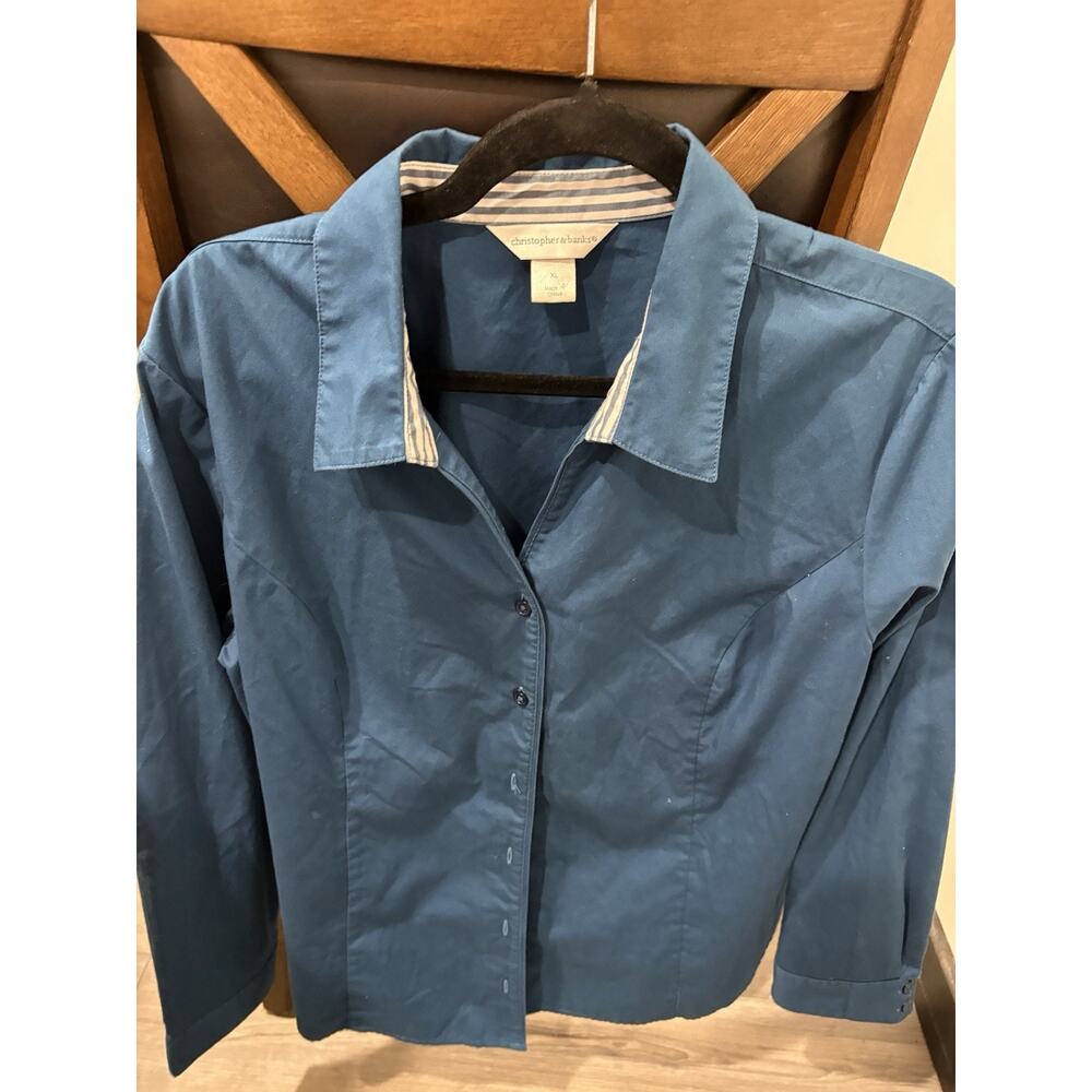 Christopher & Banks Women’s Blue button up long sleeve Shirt blouse Size XL